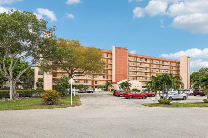 14575 Bonaire Blvd #403