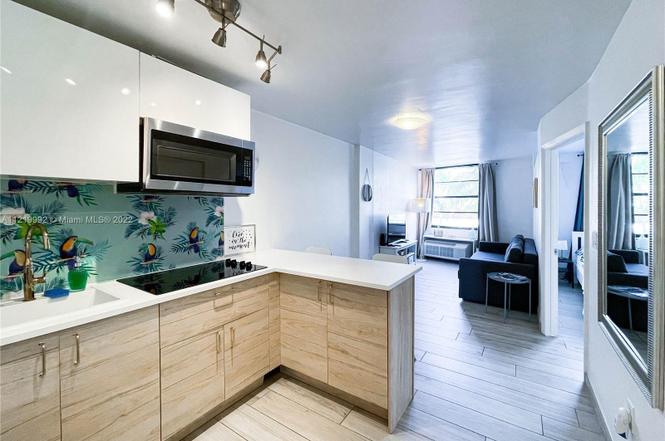 710 Washington Ave #323