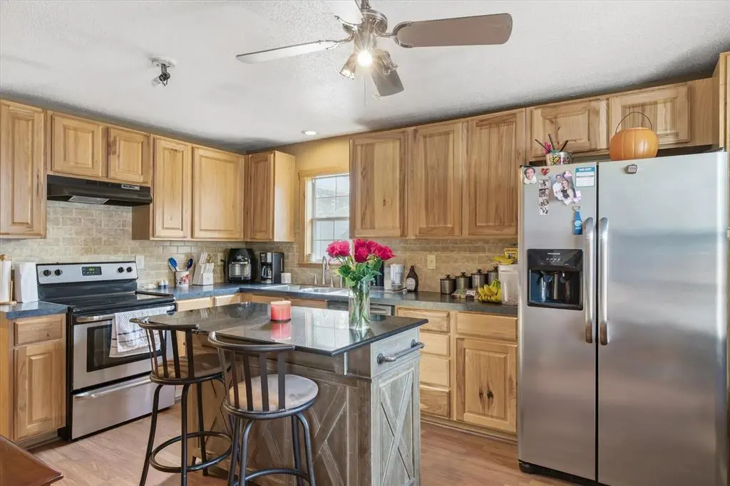 19917 County Road 4145