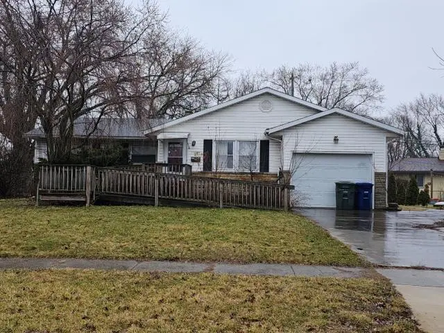 1116 Marland Dr N