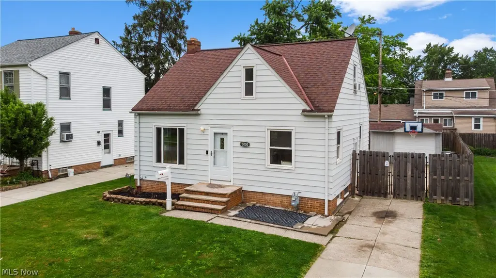 5000 Kenmore Ave