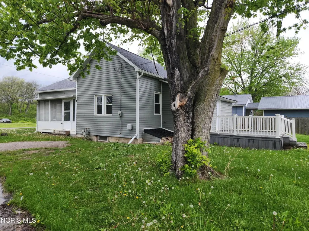 217 Van Buren St