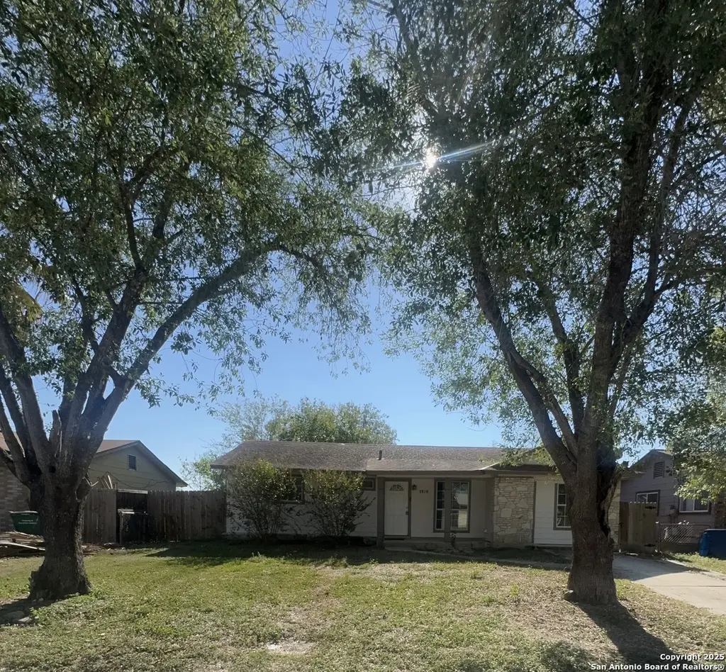 5322 Stoneshire