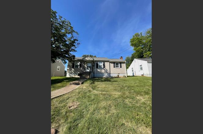 207 College Dr