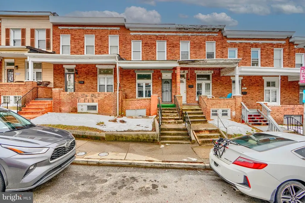 3161 Elmora Ave