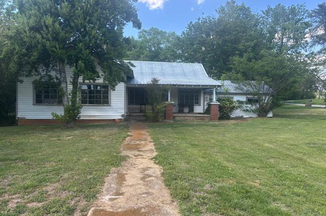 1717 Georgia Crossing Rd