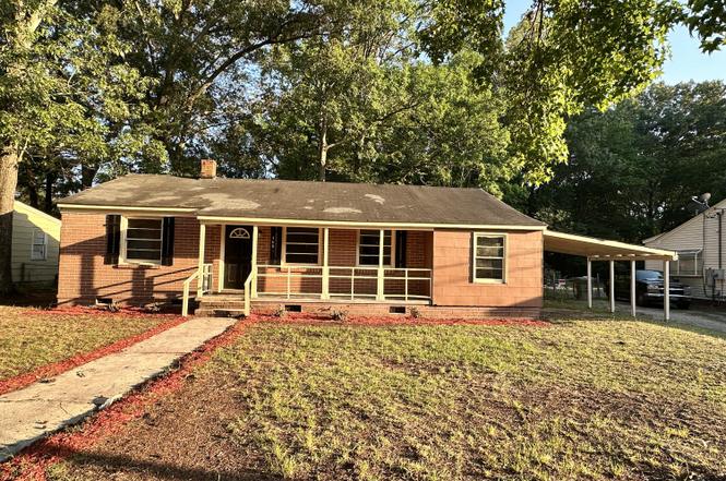 468 Loring Dr