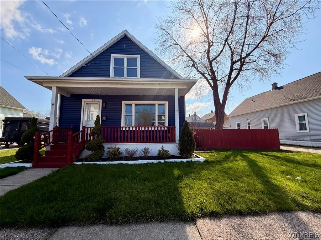 151 Roland St