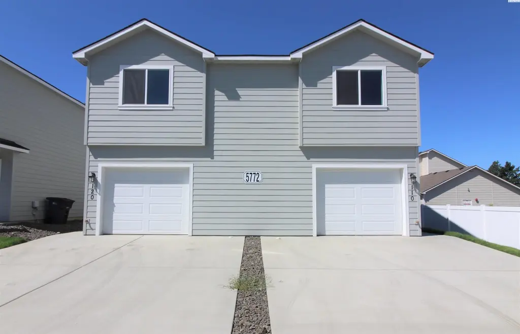 5772 W Albany Pl #120