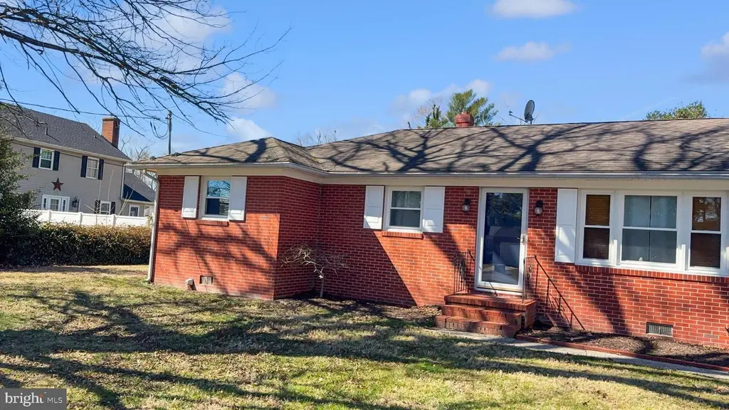 13 Nanticoke Rd