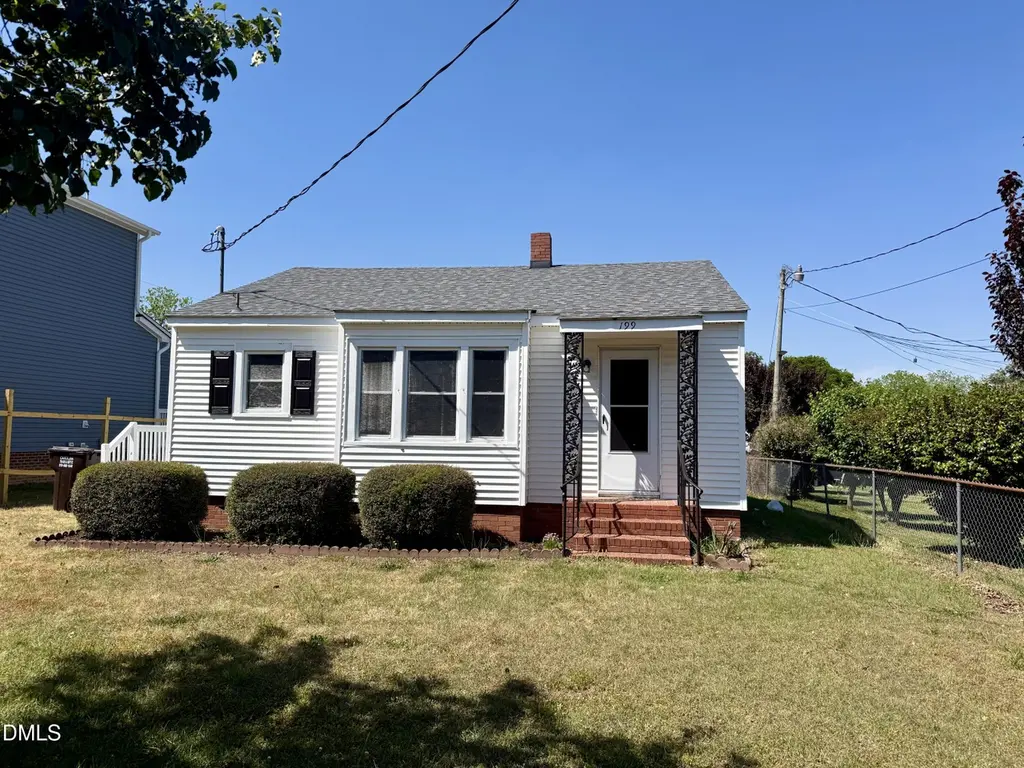 199 E Main St