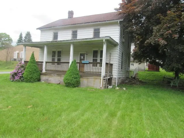 500 Clark St