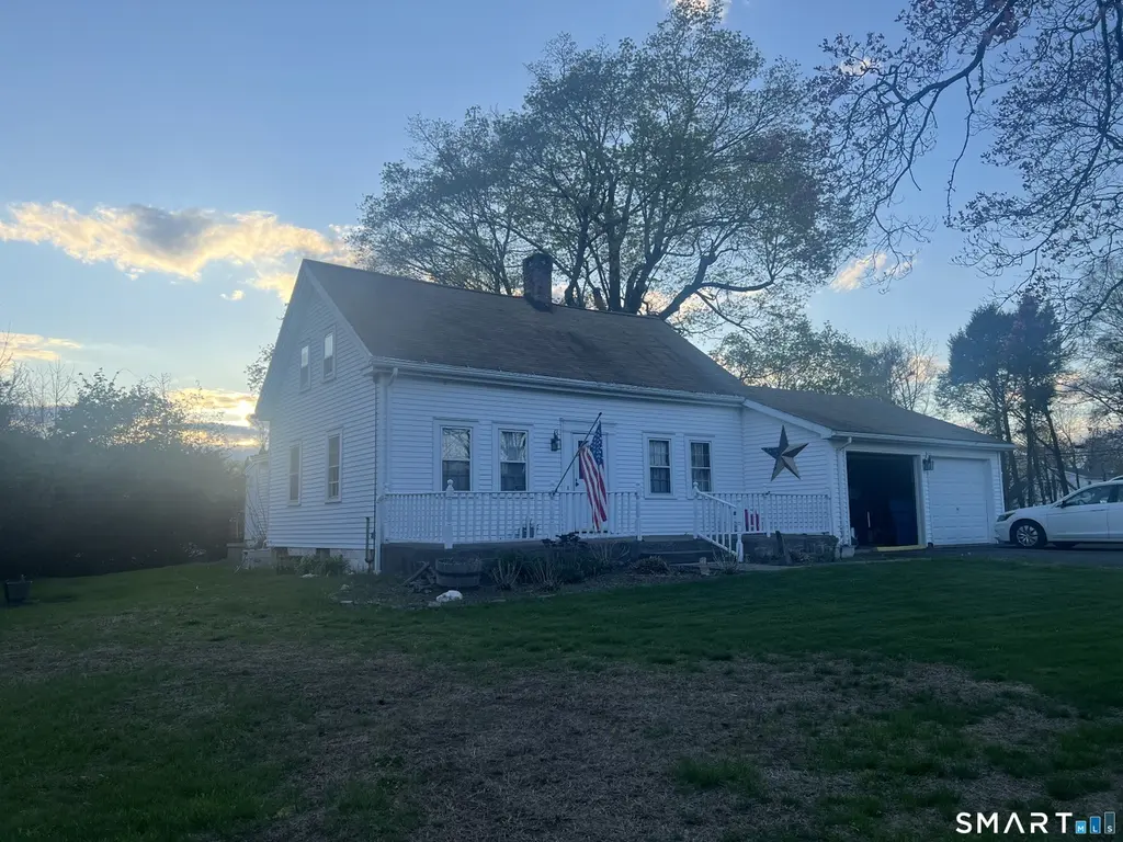 527 Lake St
