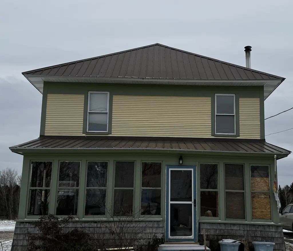 9 Church St