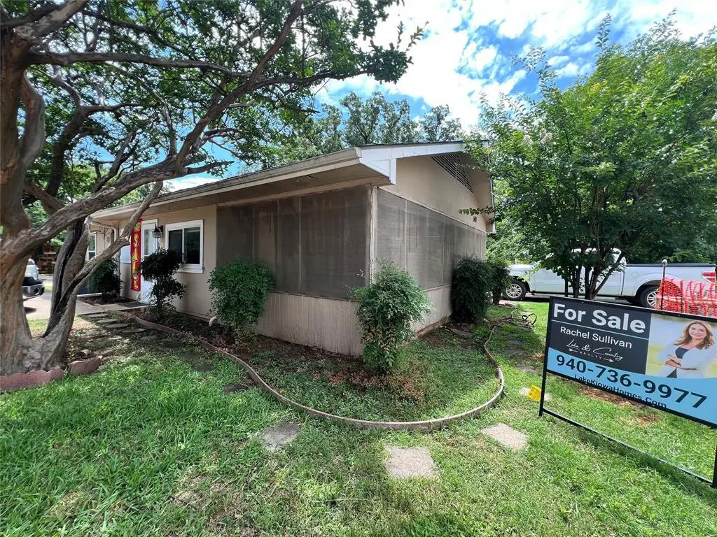 600 Lake Dr