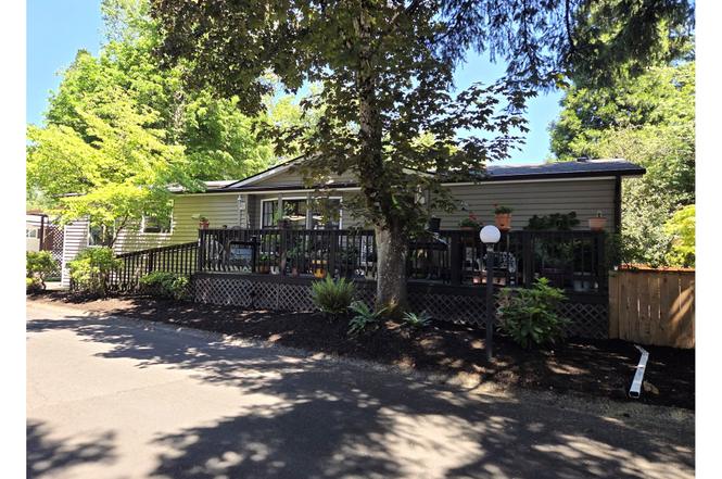 1475 Green Acres Rd #83