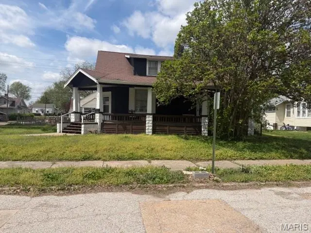 1301 N Charles St