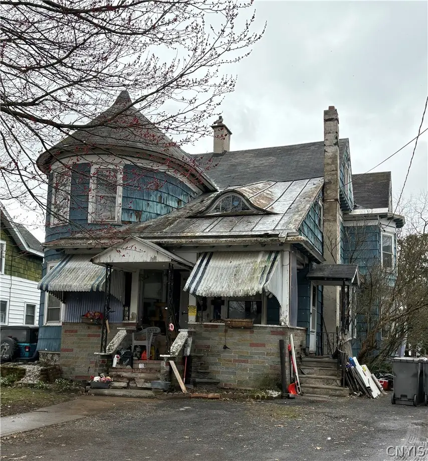 722 N Madison St