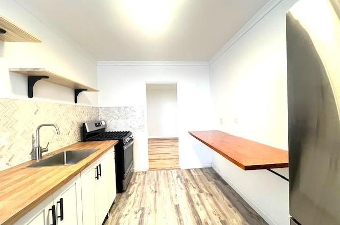 2287 Mott Ave Unit 6D