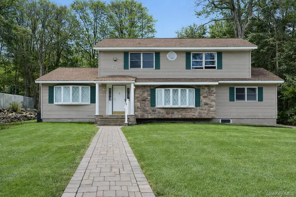 129 Franklin Ave