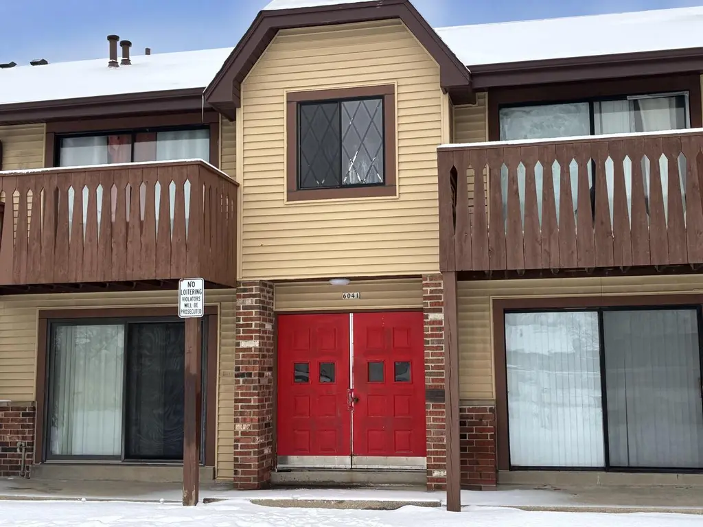 6041 W Port Ave Unit A