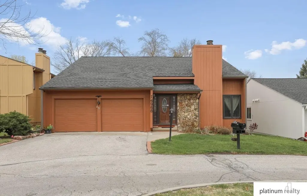 14968 Weir Plz Unit 20-A