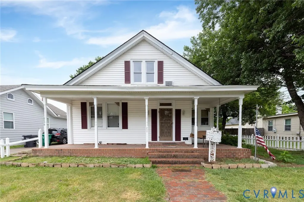 202 Lee Ave