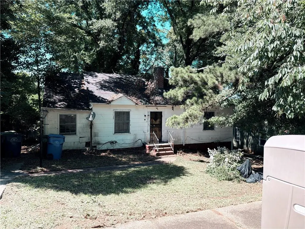 541 Erin Ave SW