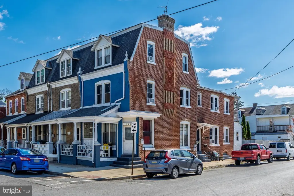 546 Poplar St