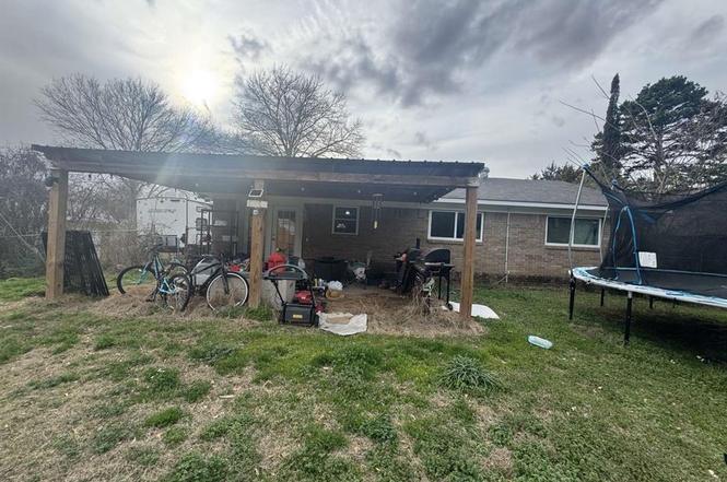 307 Gilbert Dr