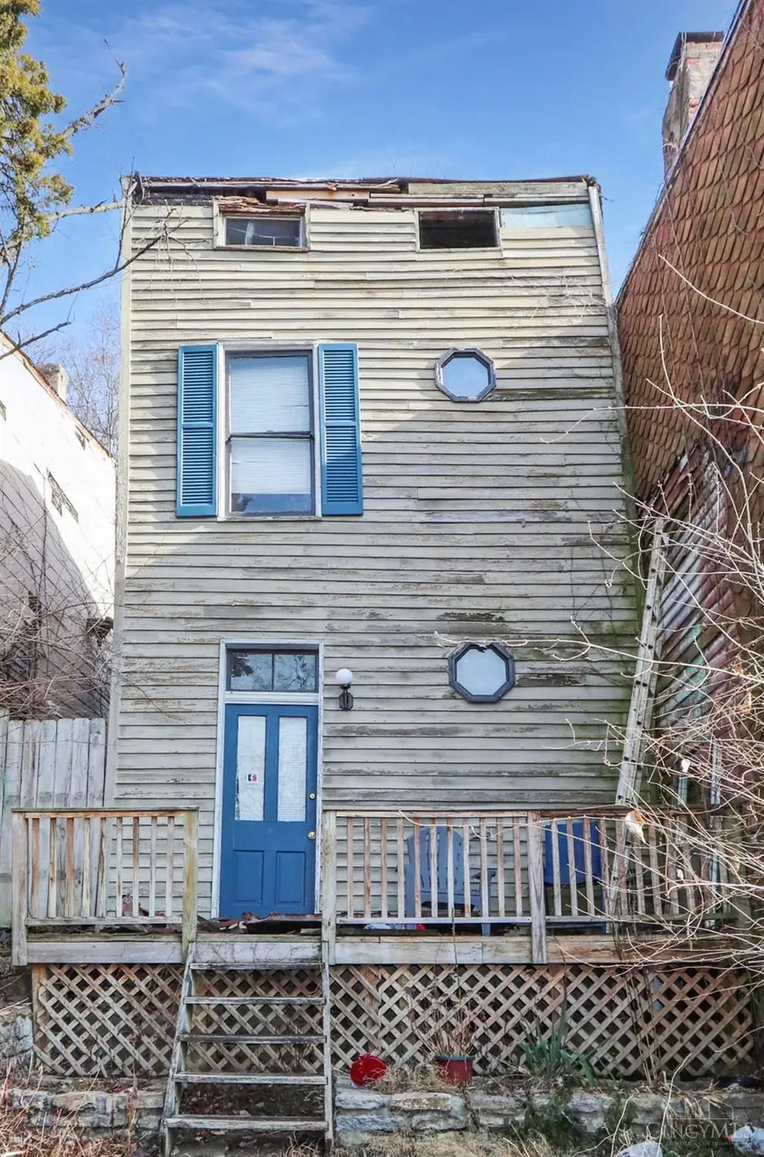 2123 Renner Pl