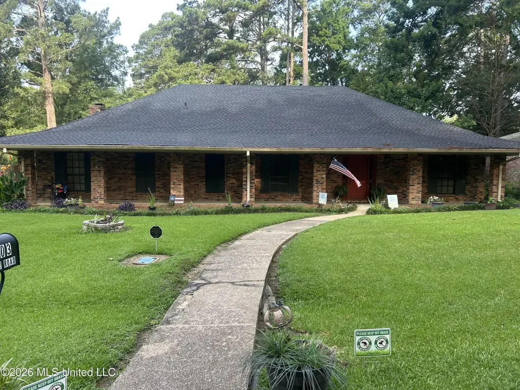 103 Bay Rd