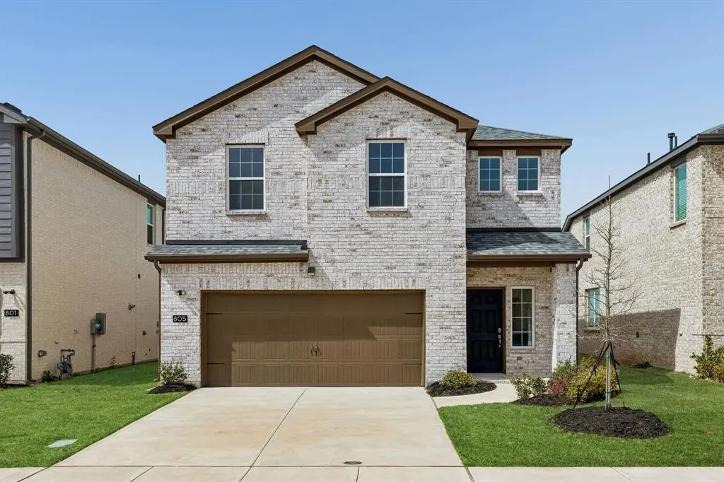 805 Santa Lucia Dr