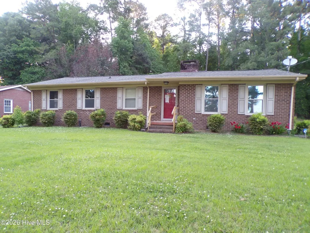 6518 Fairway Dr