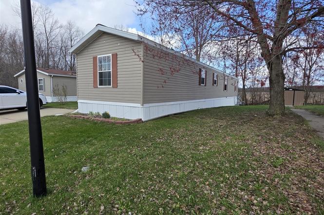 4131 York Ln