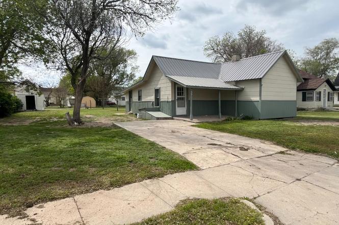 523 Beaman Ave