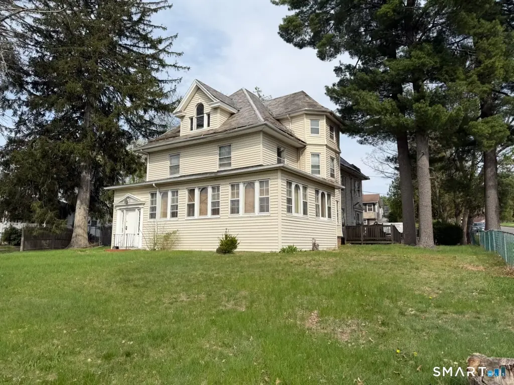 334 Blue Hills Ave
