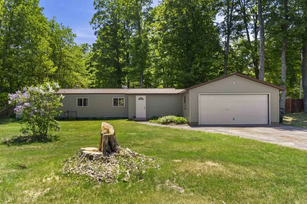 9077 Homestead Rd