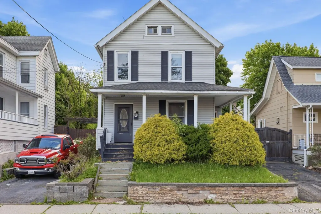 205 Linden Ave