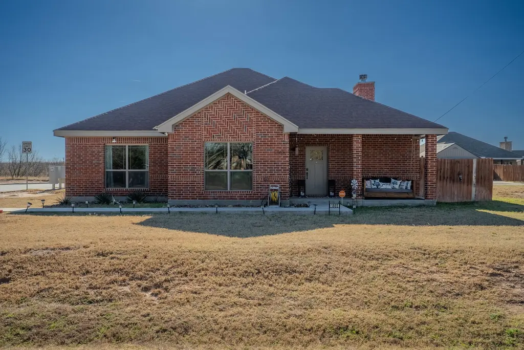 1865 S Concho Dr