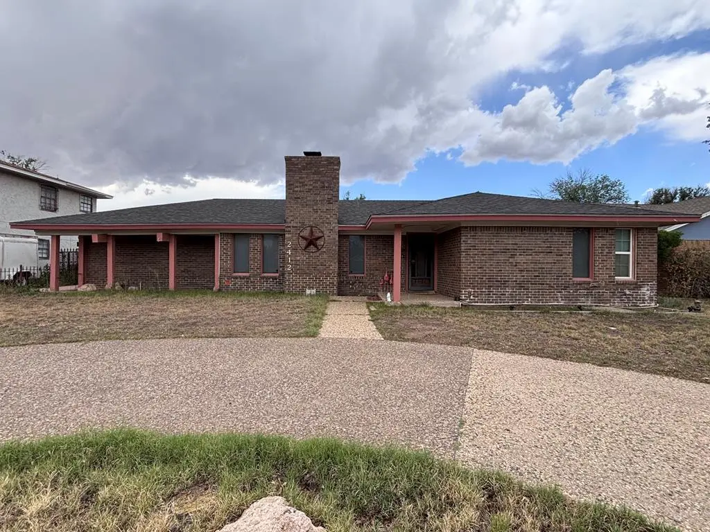 2412 Northtown Ct