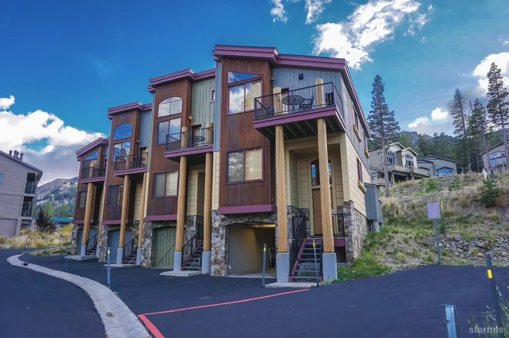 1050 Kirkwood Meadows Dr #7