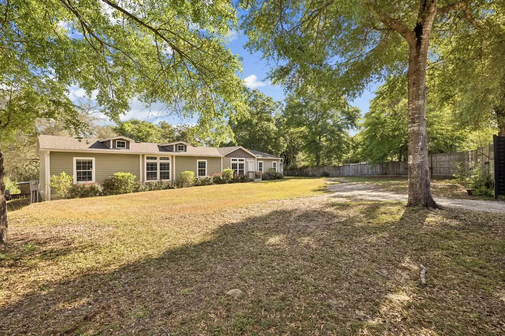 748 Phillips Dr