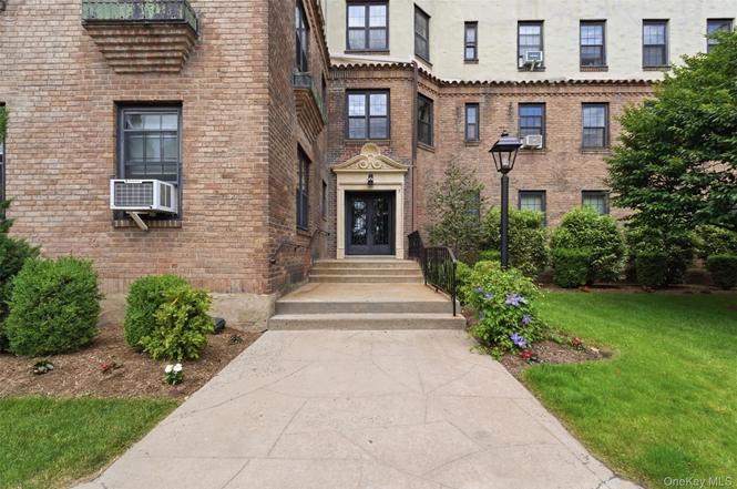1273 North Ave Unit 3G