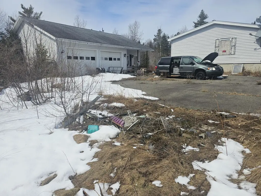 490 Shin Pond Rd