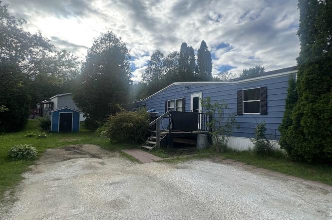 617 Hemlock Rd