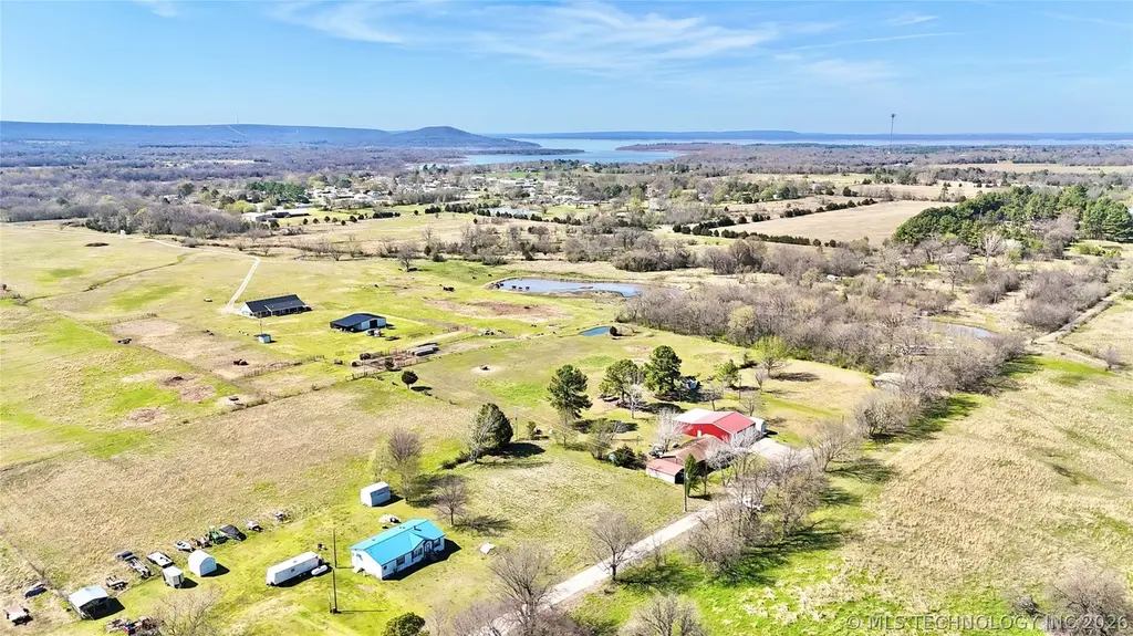 10098 N County Road 4295 Rd