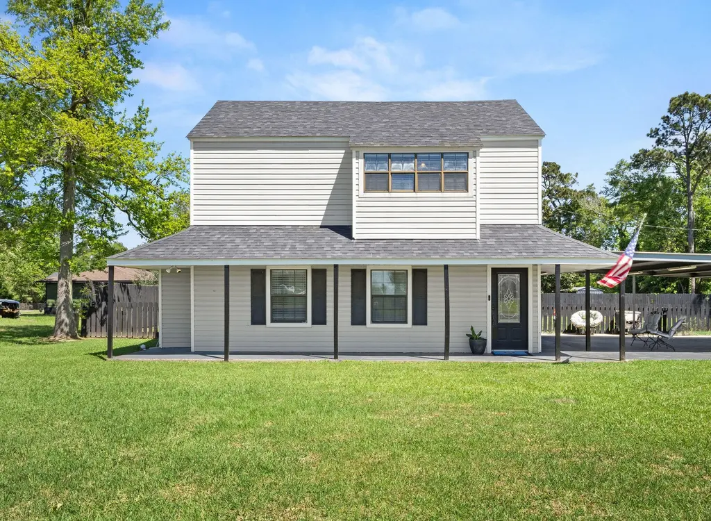 2114 Nichols