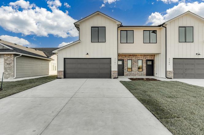 3613 W Longleaf Cir