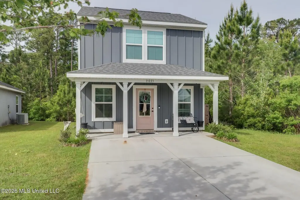 13223 Willow Oak Cir